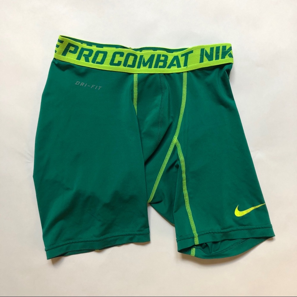 Nike Pro Combat Compression